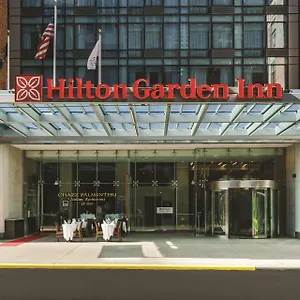Отель Hilton Garden Times Square North